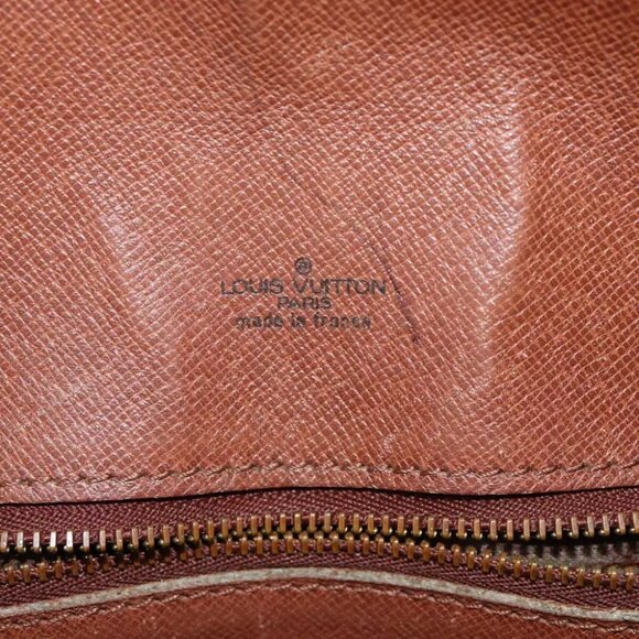 LOUIS VUITTON Monogram Saint Cloud  Shoulder Bag - Picture 13 of 16